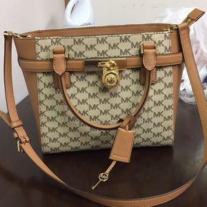 Michael Kors purse